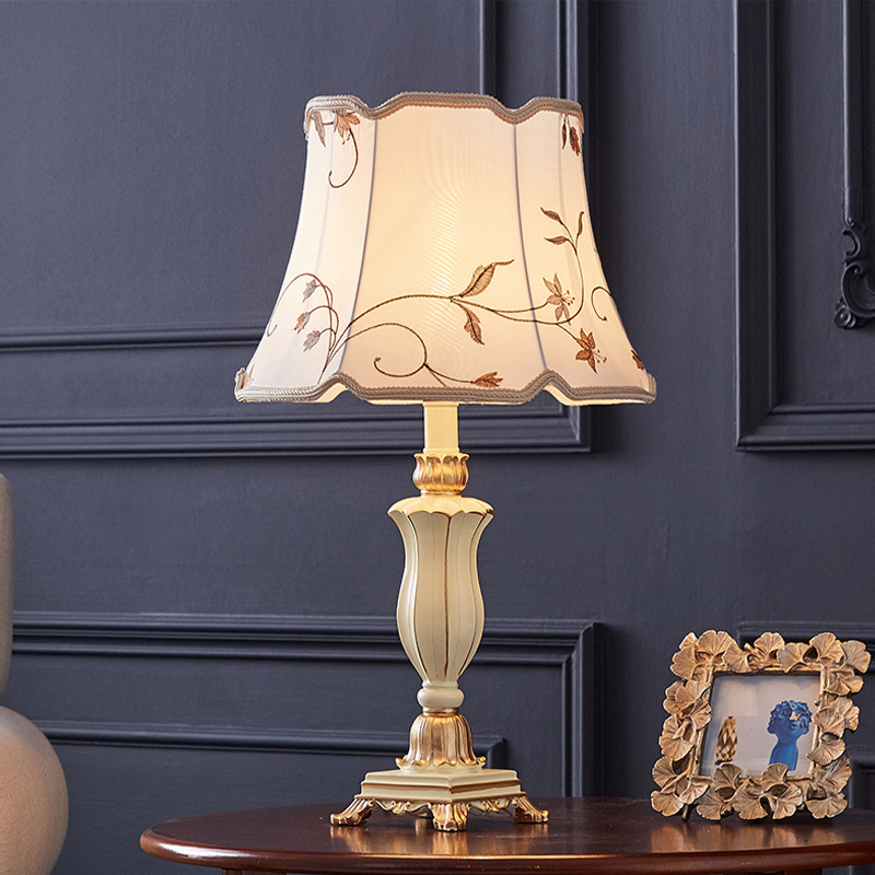 Resin Art Dining Table - French Style Retro Resin Floor Lamps
